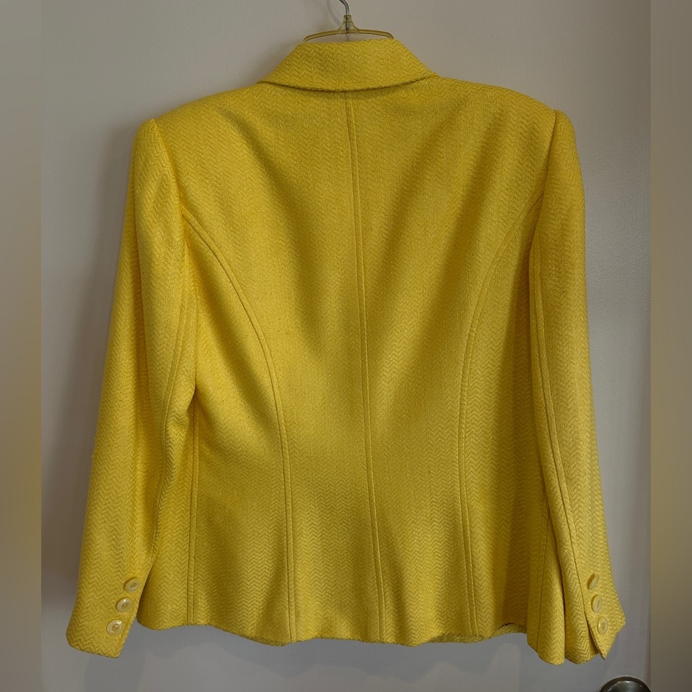 Carlisle Women's Vibrant Yellow Blazer - Picture 6 of 11